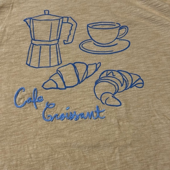 J. CREW Artist Series Graphic Tee with Blue Cafe Design - Picture 9 of 10